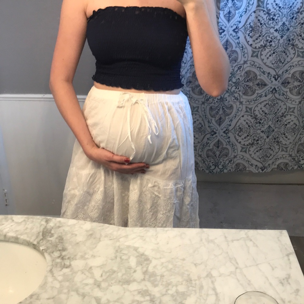 Cute summer maternity skirt with eyelet lace